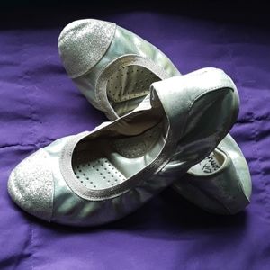 DexFlex Comfort Gold Sparkly ballet flats